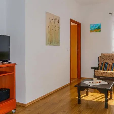 Andjelka - Krk310 By Interhome